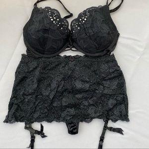 Victoria’s Secret set new without tags 36C and M